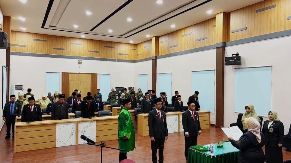 PTA Gorontalo Gelar Pelantikan Pejabat Struktural dan Pengantar Alih Tugas Pegawai 