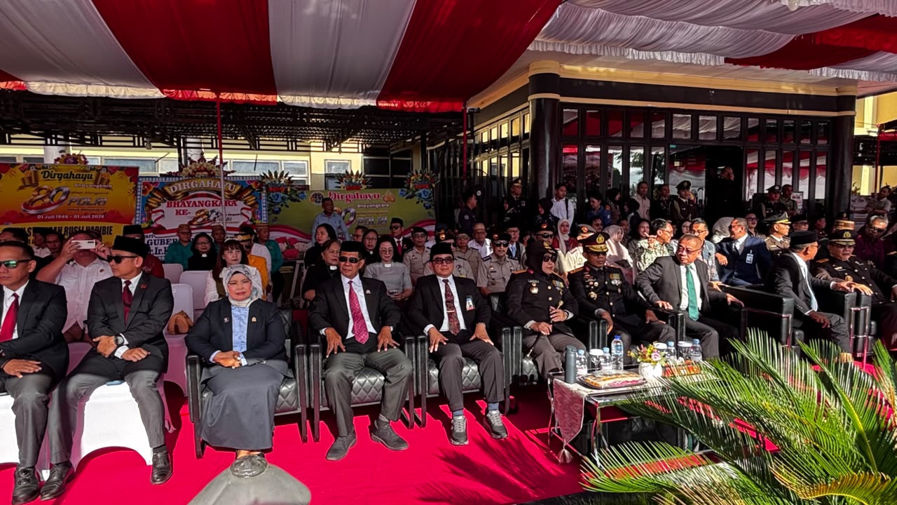 Perkuat Sinergi Penegakan Hukum, Ketua PTA Gorontalo Hadiri Upacara Hari Bhayangkara ke-80 