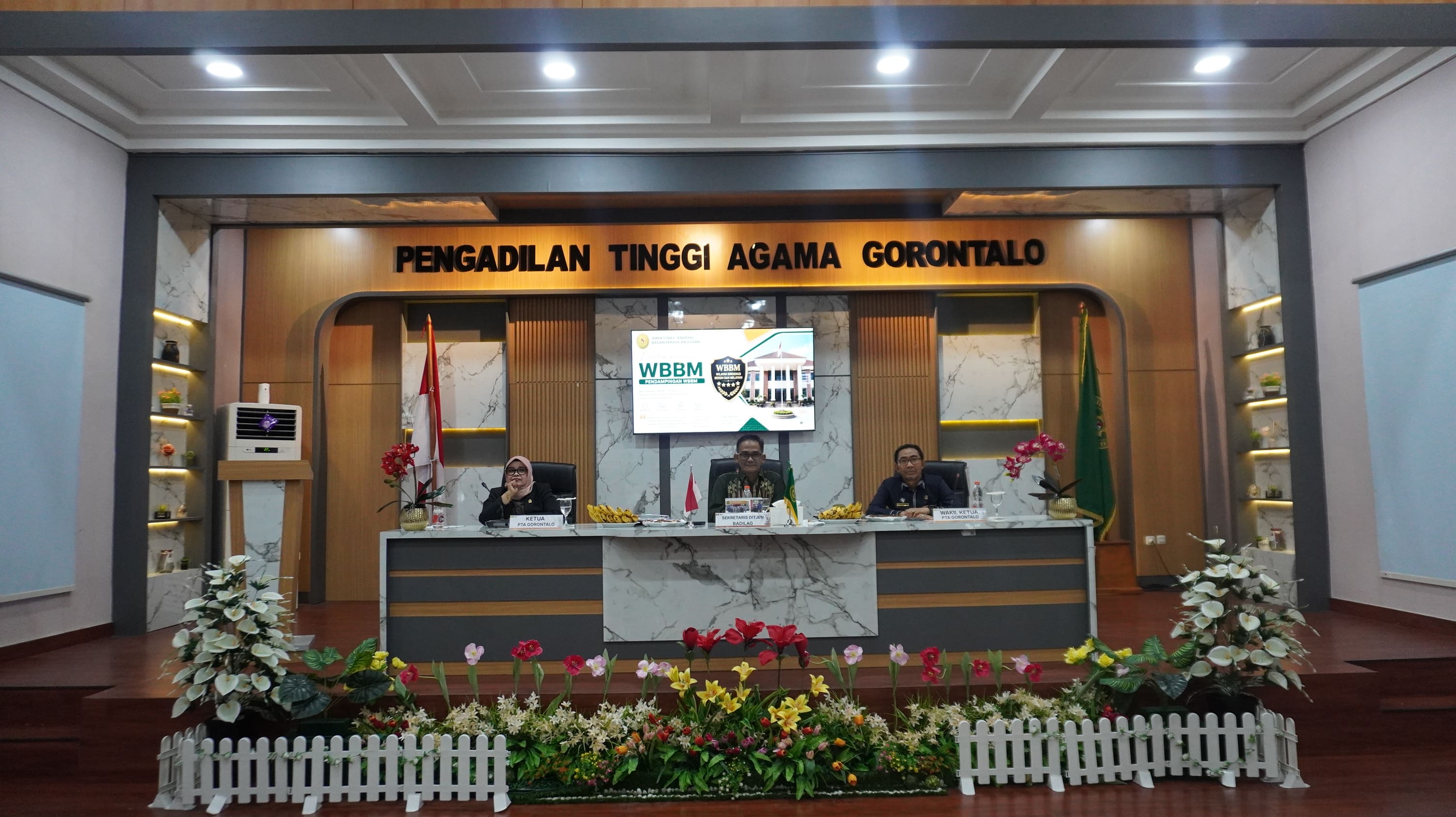 PTA Gorontalo Mantapkan Langkah Menuju WBBM Melalui Pembinaan Sekretaris Ditjen Badilag 